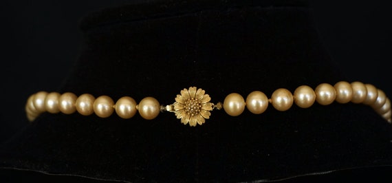 TRIFARI Beautiful Strand of Vintage Faux Pearls w… - image 7