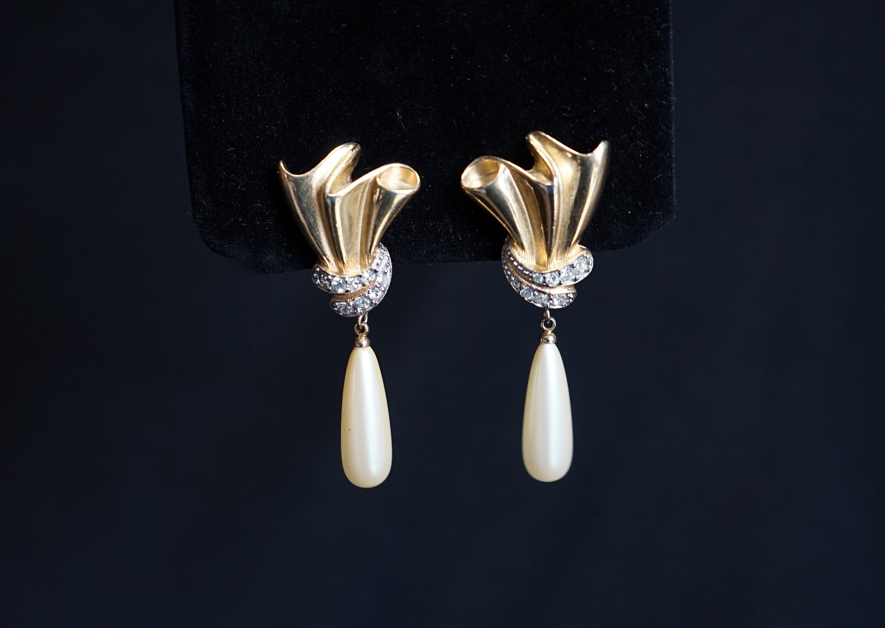 Givenchy pearl earrings - Etsy 日本