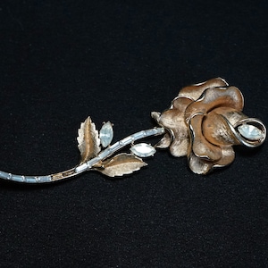 FRANCOIS Vintage Rose Brooch with Gold Tone Metal and Clear Rhinestones