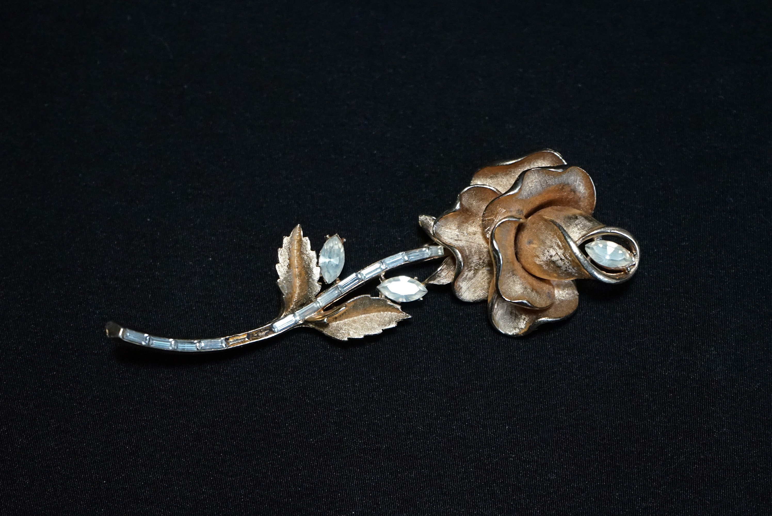 Broche Fantaisie Vintage Feuille Dorée Vermeil - Occasion, Multicolore, Métal