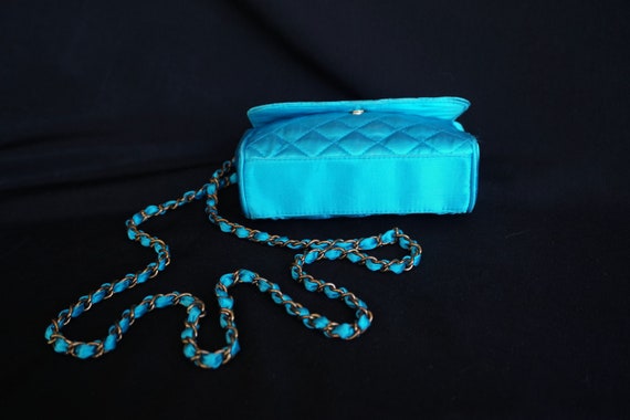 LA ROYALE Vintage Satiny Turquoise Quilted Purse … - image 3