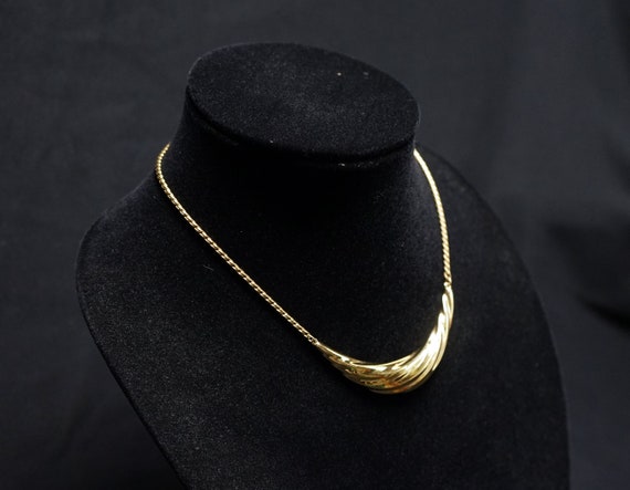 MONET Vintage Gold Metal Necklace with Curved Cen… - image 2