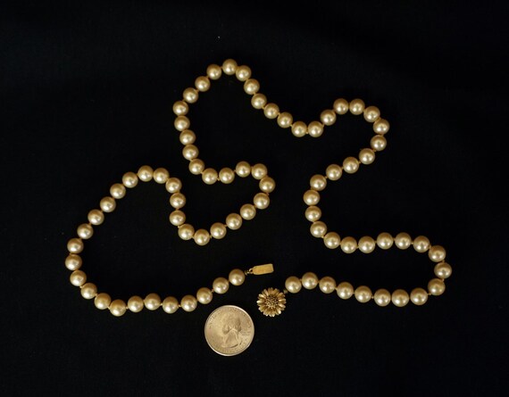 TRIFARI Beautiful Strand of Vintage Faux Pearls w… - image 9