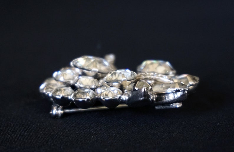 EISENBERG ICE Beautiful Vintage Brooch with Clusters of Clear and Smoky Rhinestones image 10