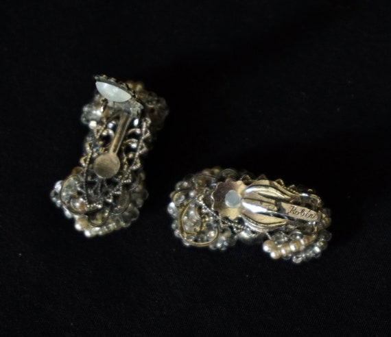 ROBERT Vintage Clip On Earrings with Clear and Au… - image 5