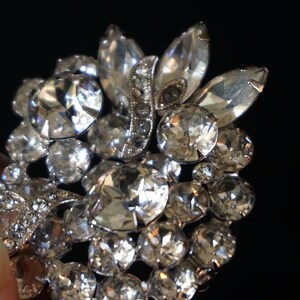 EISENBERG ICE Beautiful Vintage Brooch with Clusters of Clear and Smoky Rhinestones image 5