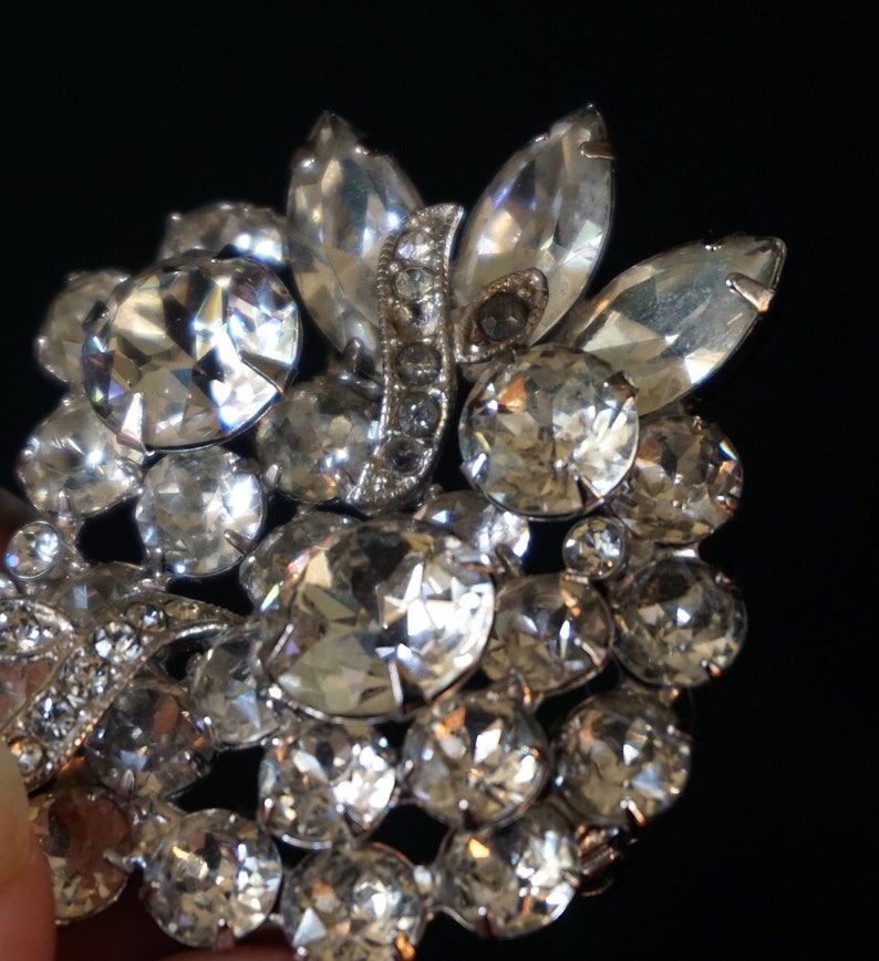 EISENBERG ICE Beautiful Vintage Brooch with Clusters of Clear and Smoky Rhinestones image 5