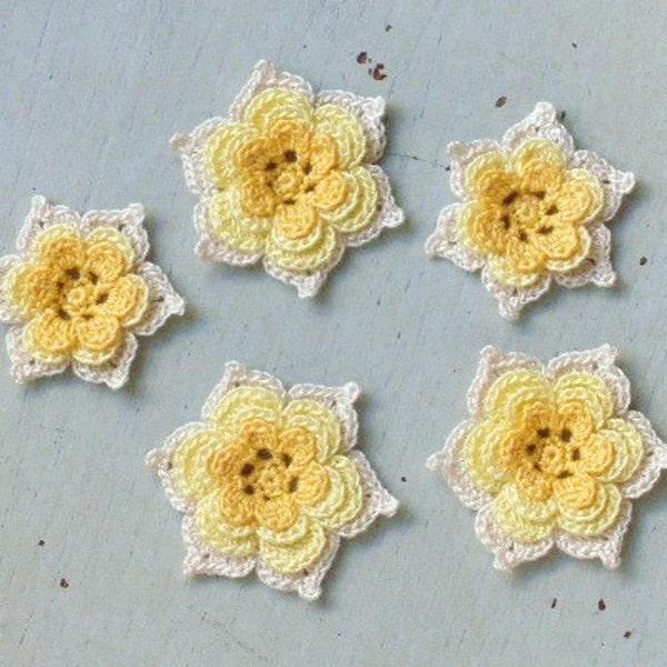 Crochet Flowers Appliques 119.2 - STAR Flower - 5pcs - 2 Tone of Yellow and Beige color