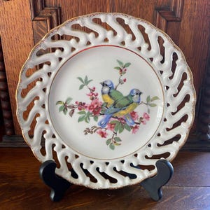 Hand-Painted Japanese Bird Plate: Reticulated Gold Rim Porcelain Wall Decor