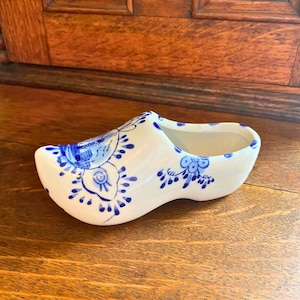 Authentic Vintage Delft Blauw Holland Blue & White Porcelain Shoe