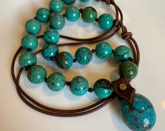 Adjustable Turquoise and Leather Necklace