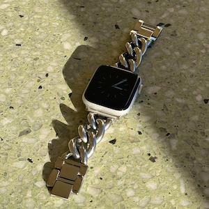 Silver Apple Watch Band: Stainless Steel Chain Bracelet for Women