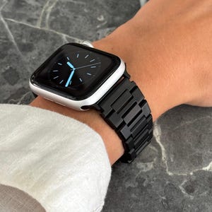 Black Apple Watch Band, iWatch strap 45mm 44mm 42mm 41mm 40mm 38mm 49mm, Luxury Unisex Metal Bracelet, Apple Watch 10 loop armband gift