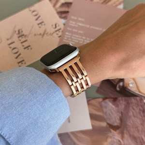 Rose Gold Apple Watch Band, iWatch strap 45mm 44mm 42mm 41mm 40mm 38mm 49mm, Luxury Women Metal Bracelet, Apple Watch 10, Apple armband gift