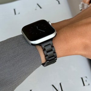 Black Apple Watch Band, iWatch strap 45mm 44mm 42mm 41mm 40mm 38mm 49mm, Luxury Women Metal Bracelet, Apple Watch 9 10 armband gift for Him