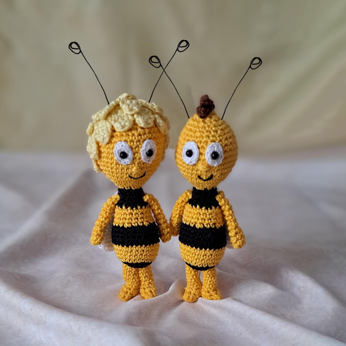 Cheeky Bee - Crochet Pattern - Etsy