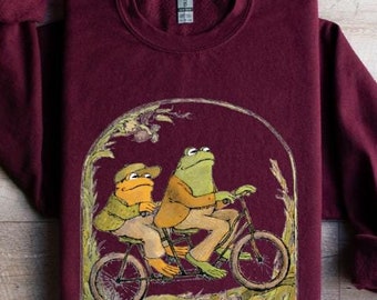 Frog And Toad Shirt, Vintage Classic Book Cover Shirt, Retro Frog Shirt, Vintage Classic Book Shirt, Frog And Toad Sweatshirt, Frog Shirt