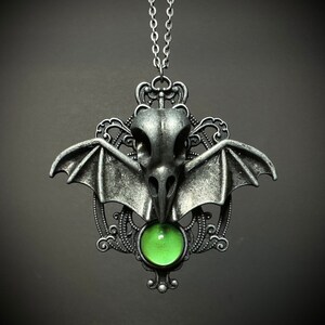 Gothic Necklace with Bird Skull and Bat Wings and Mood Stone | Gothic Jewelry | Bat Wing Necklace | Halloween Jewelry | Mood Necklace