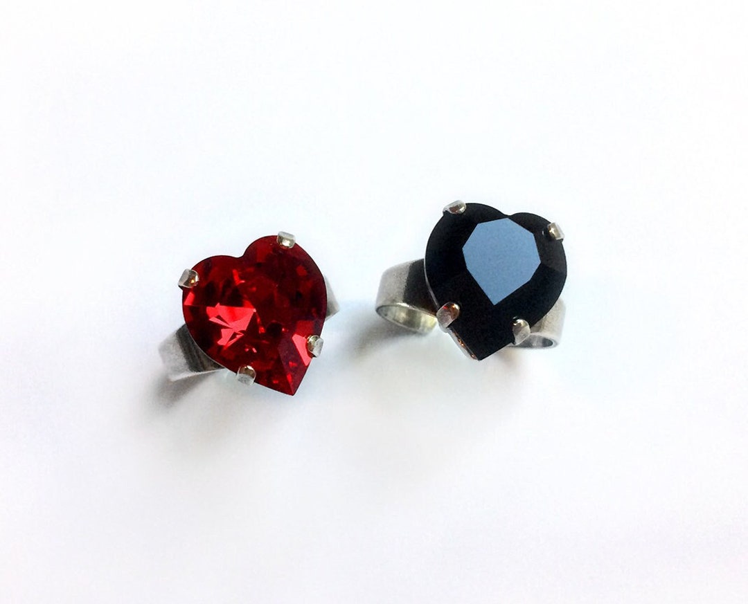 Red or Black Heart Ring //swarovski Crystal Ring // Heart - Etsy