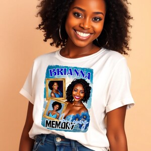 Puede incluir: Camiseta blanca con un dise&ntilde;o azul que dice "Brianna" y "In Loving Memory". El dise&ntilde;o incluye dos fotos enmarcadas, elementos florales azules y un retrato de una mujer.