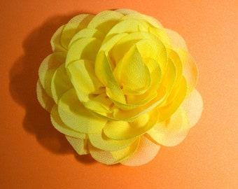 spanish flower hair clips