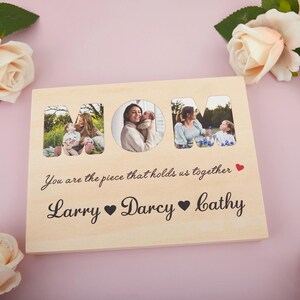 Personalisiertes Foto Mom Brief Holzschild, benutzerdefiniertes Familienfoto Holzschild, Muttertag Bildanzeige, Kindername und benutzerdefiniertem Text Holzschild