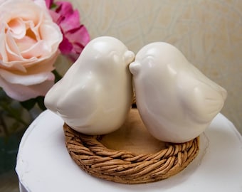 Romantic Love Bird Wedding Cake Topper in Ivory Glaze Sitting on a Nest Engraved with your Names and Wedding Date