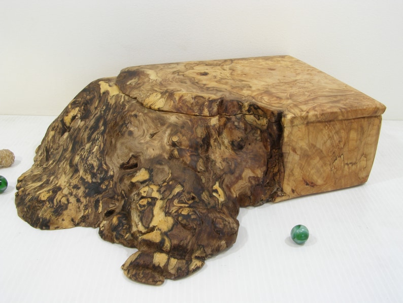 Birdseye Maple Burl Box 87 Cu. In. valet box, 5th anniversary gift, wood jewelry box, keepsake box, wood urn, pet urn, cremation urn image 1