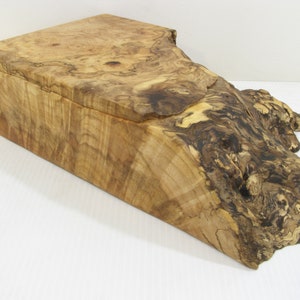 Birdseye Maple Burl Box 87 Cu. In. valet box, 5th anniversary gift, wood jewelry box, keepsake box, wood urn, pet urn, cremation urn image 3