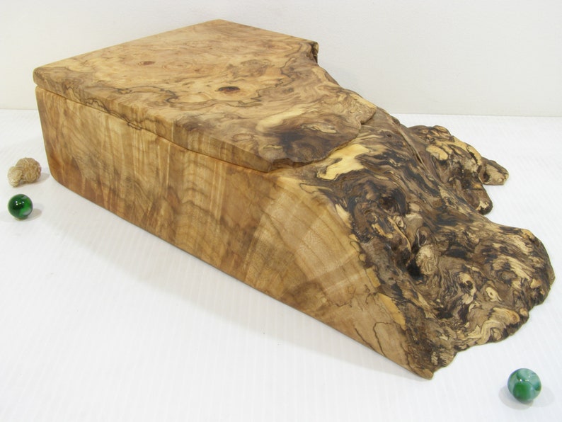 Birdseye Maple Burl Box 87 Cu. In. valet box, 5th anniversary gift, wood jewelry box, keepsake box, wood urn, pet urn, cremation urn image 3