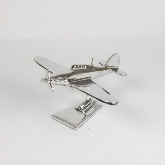 Inspirational Gifting 25cm Wingspan Hawker Hurricane Plane Ornament Sculpture in Polished Aluminium - A Lovely Gift Idea