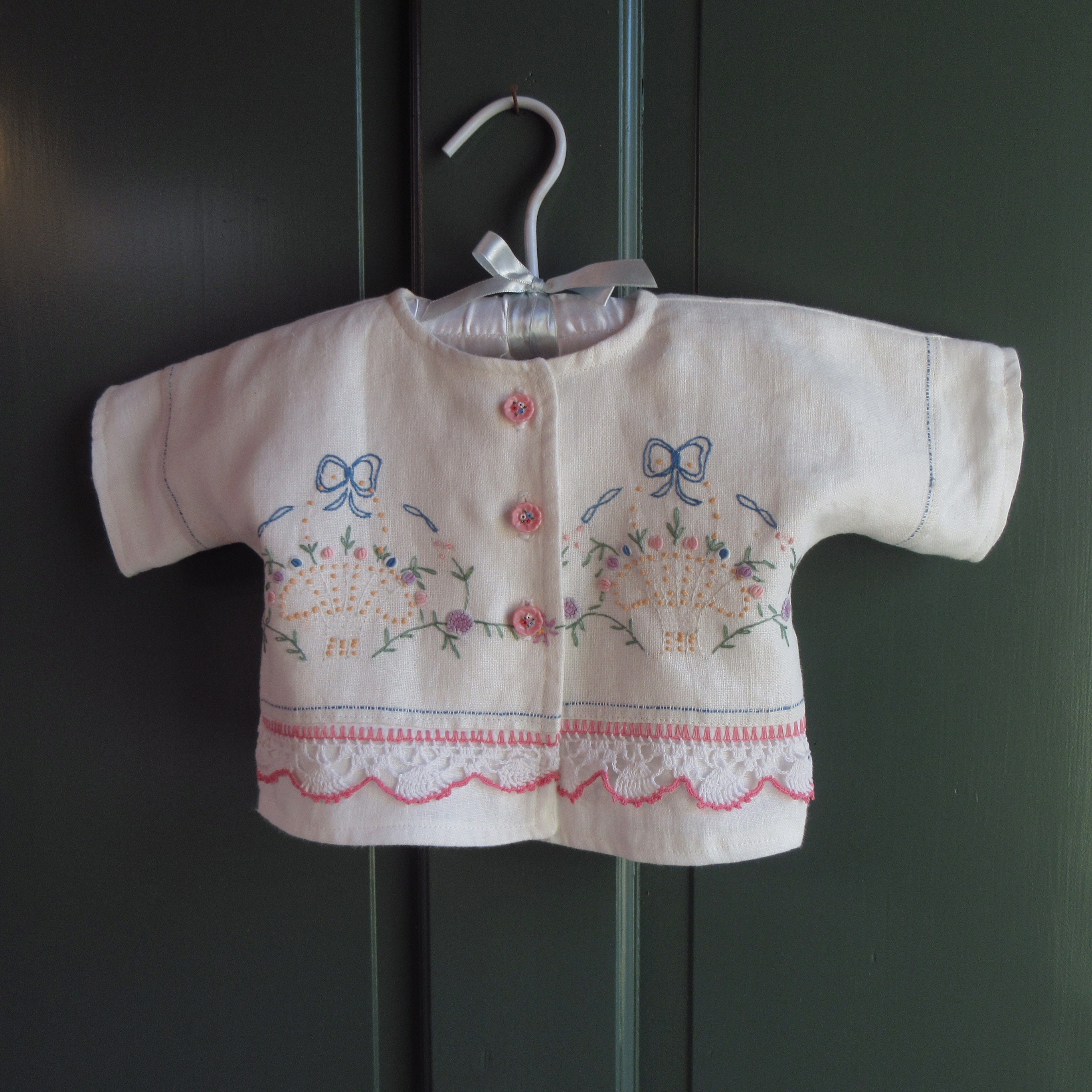 Baby Girl Cotton Suit Embroidery Around The Neck main image 0