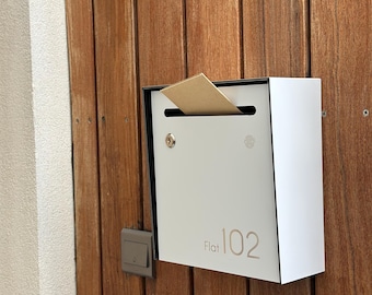 Buzón minimalista de pared para apartamento - Buzón de aluminio blanco - Diseño moderno para hogar y oficina con personalización grabada