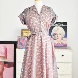 vintage 50s 1950s pastel pink gray lace short sleeve full A-line midi dress cocktail party dress L