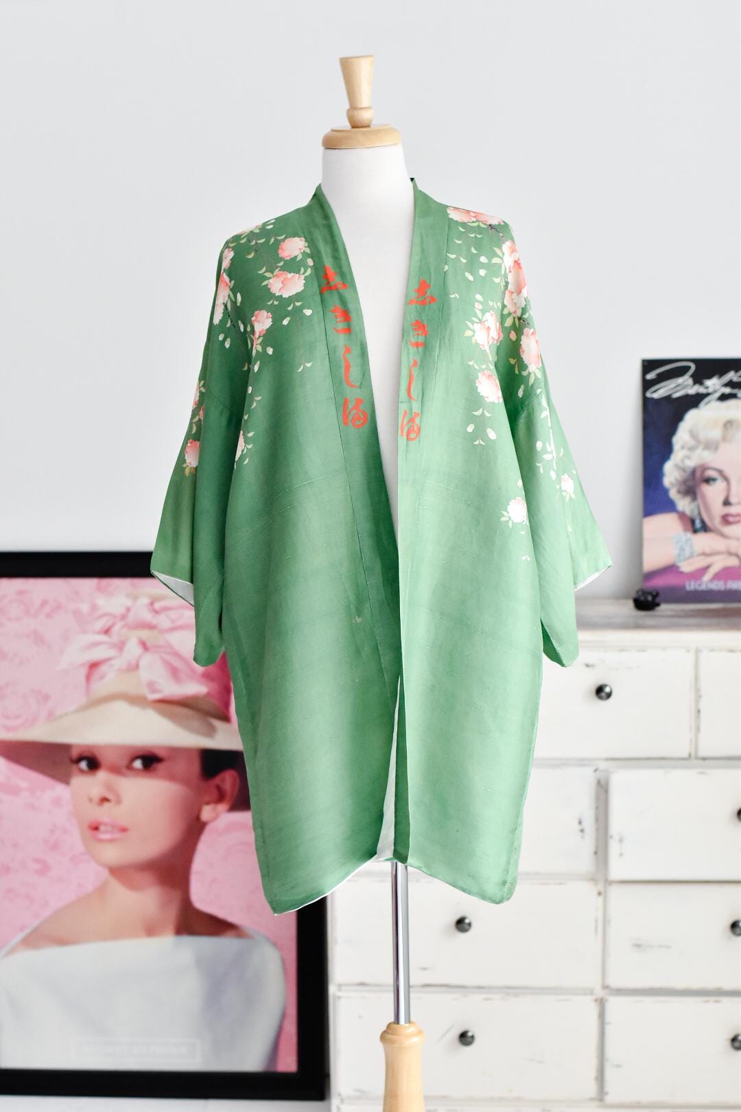 vintage 1960s 60s green pink silk floral kimono jacket overcoat made in Japan M L