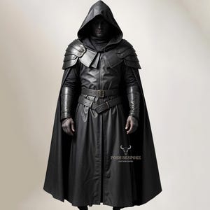 100% Zwarte Leren Middeleeuwse Mantel Pantser - Capuchon Mantel Kostuum Voor Cosplay - Middeleeuwse Pantser LARP Festival Outfit - Leren Ridder Pantser