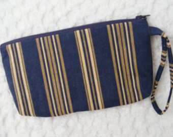 Preppy Blue Stripe Lined Wristlet w\/Zipper