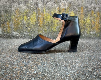 vintage 1990’s 00’s black leather mary jane RALPH LAUREN ankle strap womens 7 1/2 narrow GOTHIC princess witchy coven core kitten heel spain