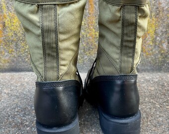 RARE Petite Vintage Black Leather Green Nylon JUNGLE Boots RARE Petite Vintage Black Leather Green Nylon JUNGLE Boots