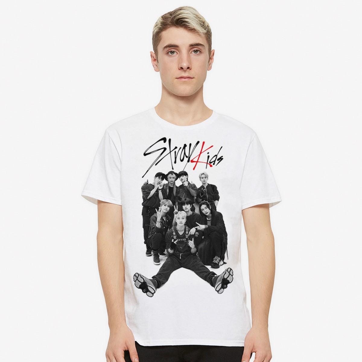 Stray Kids Graphic T-shirt, Men's and Women's Sizes (SKZ-277161
