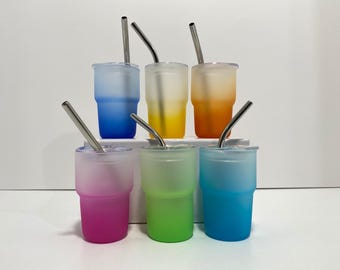 Juego de 6 mini vasos de chupito de 3 oz, ideal para regalo, con tapa y pajita.