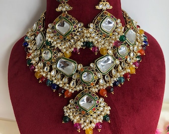 Collar Kundan inspirado en Sabyasachi con aretes y Mang Tikka
