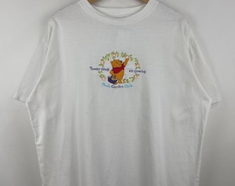 Vintage 90s Disney Winnie The Pooh Garden Club Embroidered White Tee Size L