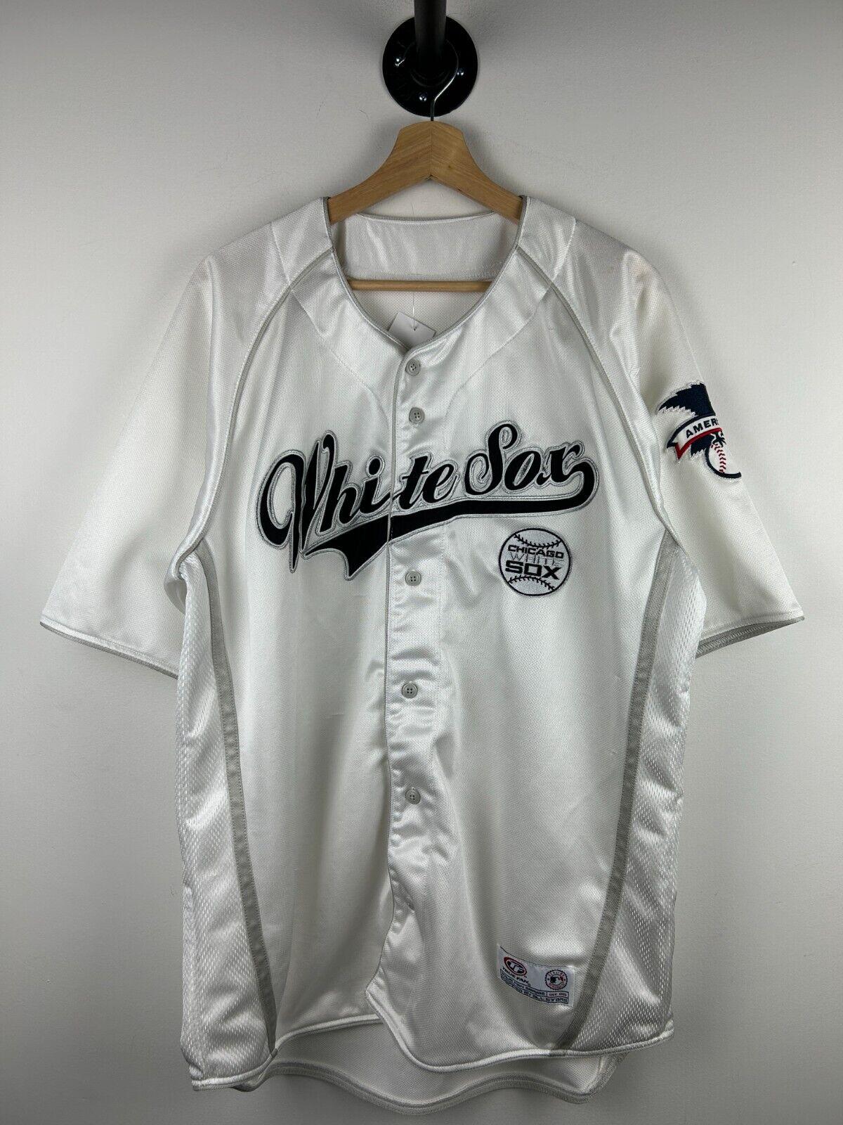Vintage MLB True Fan Chicago White Sox White Baseball Jersey Size