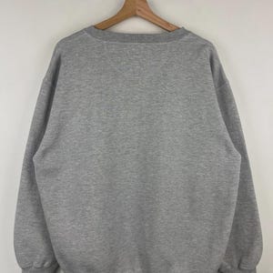 Vintage Champs North Carolina Tar Heels Embroidered Grey Crewneck Size M image 2