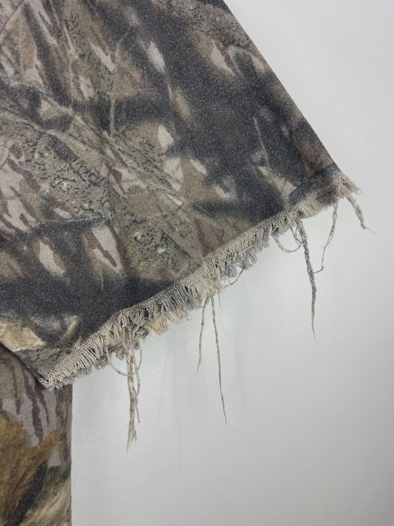 Vintage Mossy Oak Real Tree Camo Cropped Button Up Short Sleeve Shirt Size XL image 5