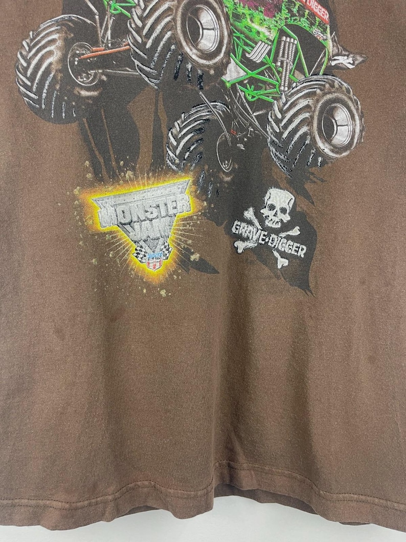 Camiseta infantil vintage Grave Digger Monster Truck marrón talla M (10/12) imagen 4