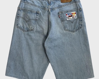 Pantalones cortos vaqueros Levi's 550 azules vintage de los años 90, talla 34.