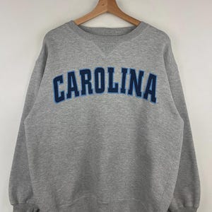 Vintage Champs North Carolina Tar Heels Embroidered Grey Crewneck Size M image 1