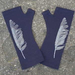 Ink blue feather merino wool fingerless gloves - indigo gloves, printed with bird design in silver,  fingerless armwarmers
